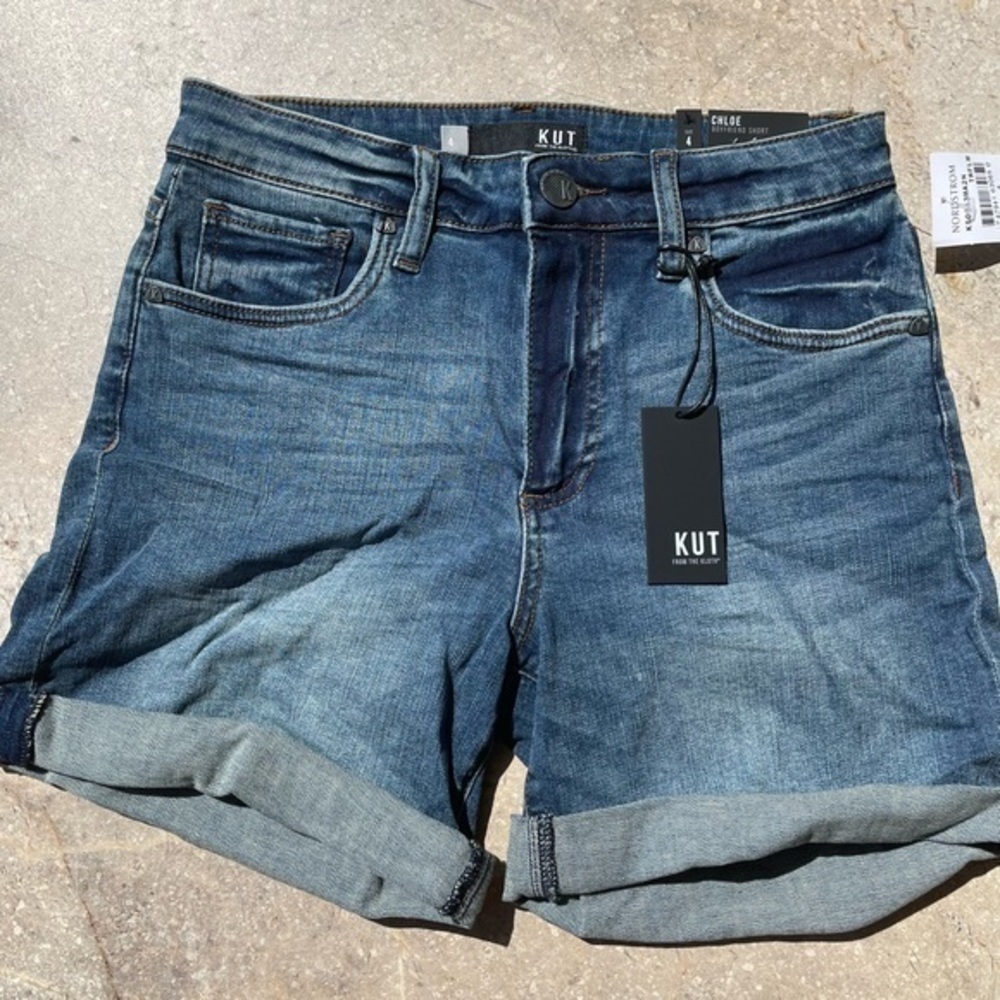 Kut from the Kloth Shorts size 4   S2 - Picture 4 of 5